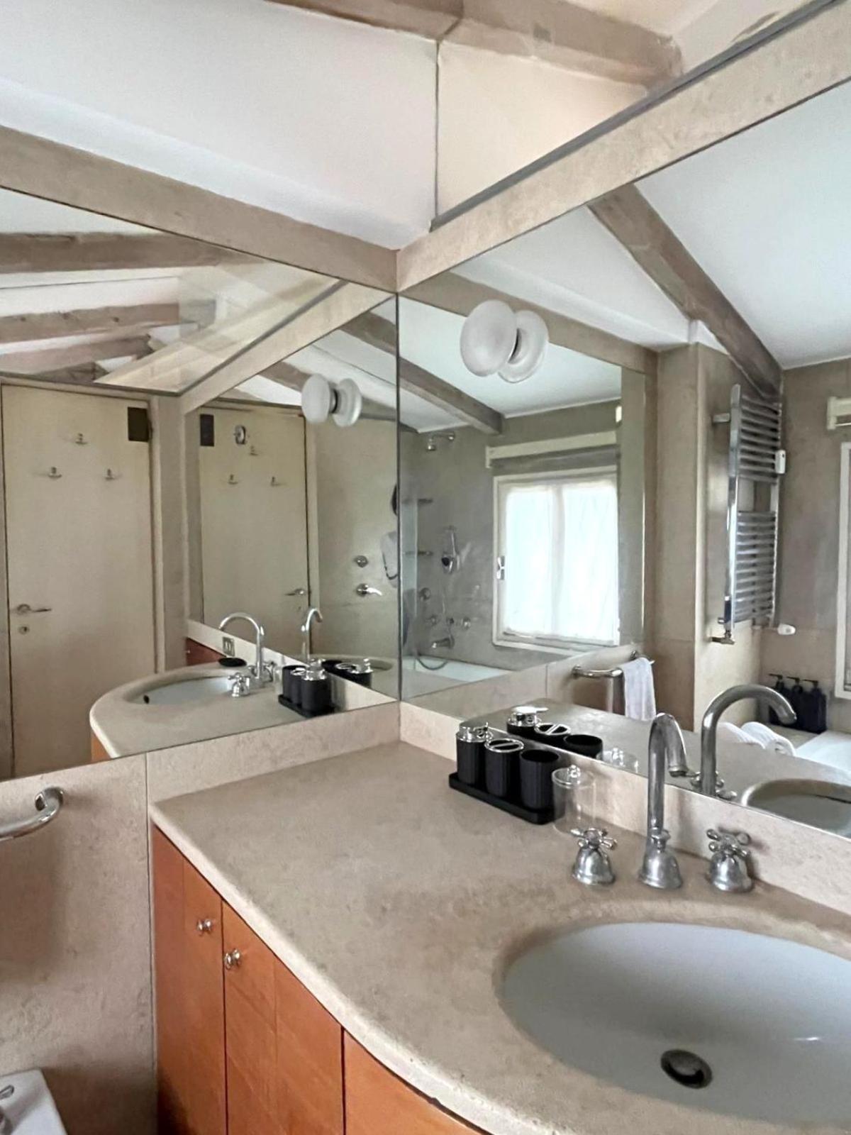 Accomodo Mil68 Loft Centro Storico Milano Exterior foto